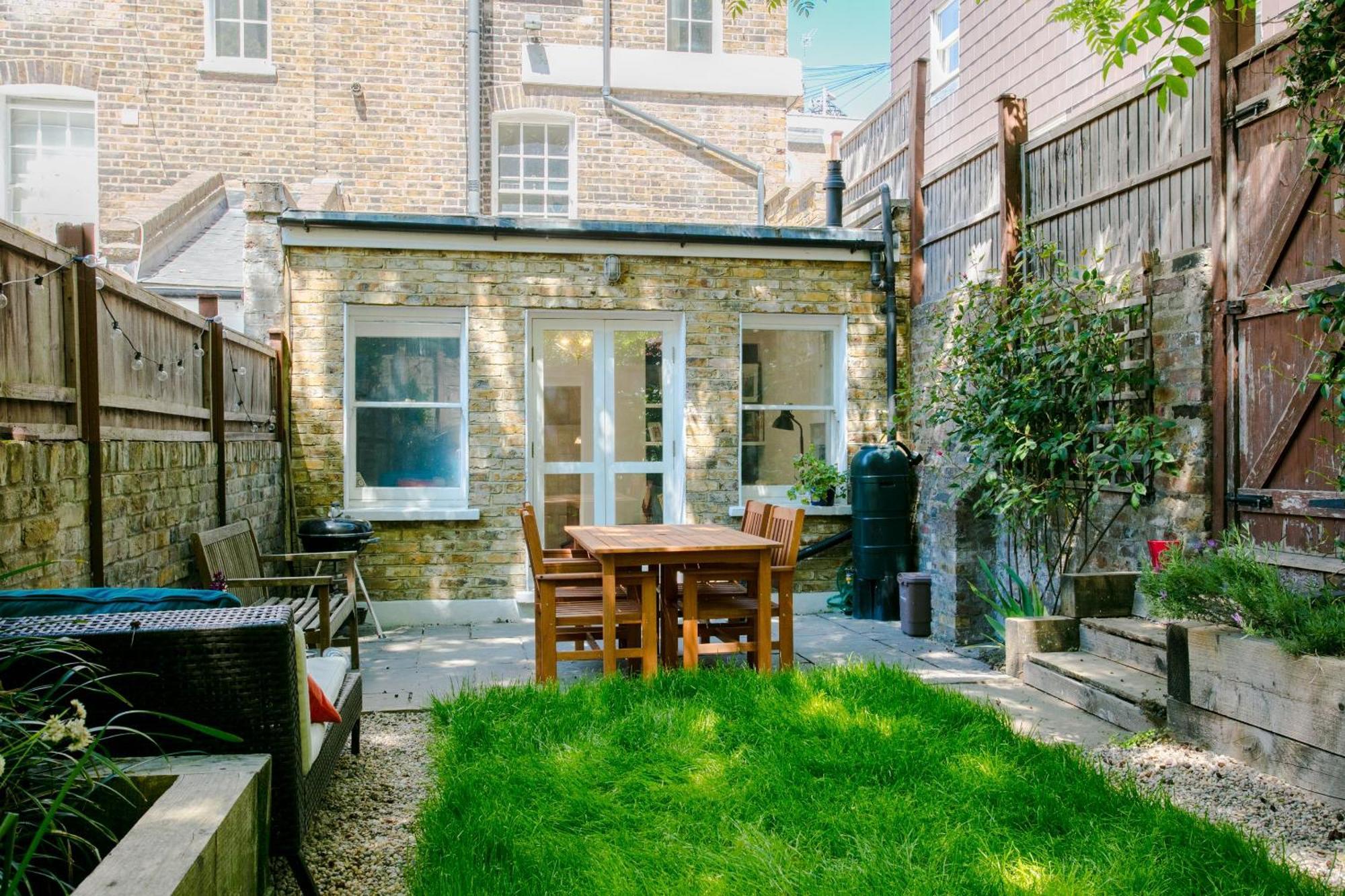 Modern Garden Apartment Camden London Exterior photo